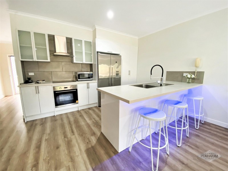 35/24 Warren Street, Palm Cove QLD 4879