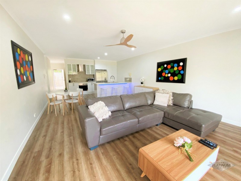 35/24 Warren Street, Palm Cove QLD 4879