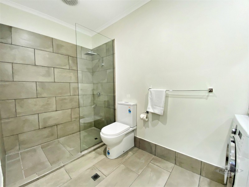 35/24 Warren Street, Palm Cove QLD 4879