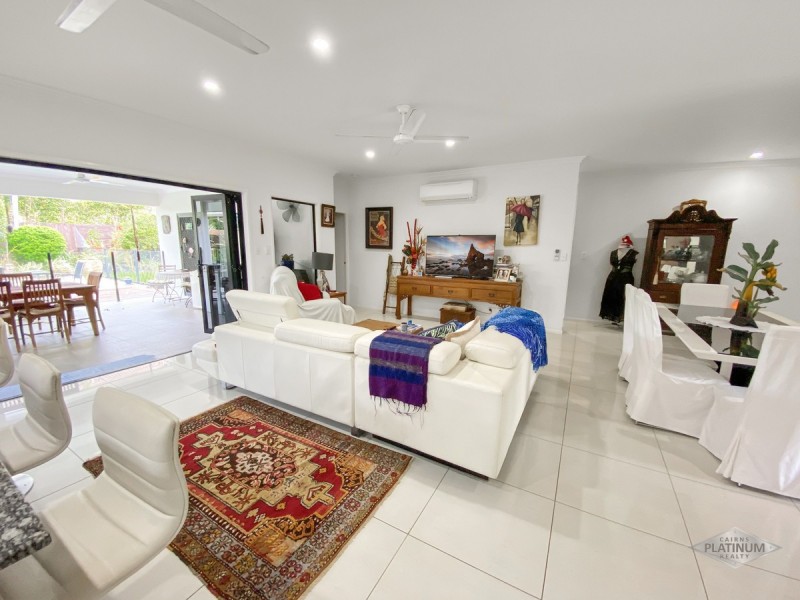 43 Iridescent Drive, Trinity Park QLD 4879