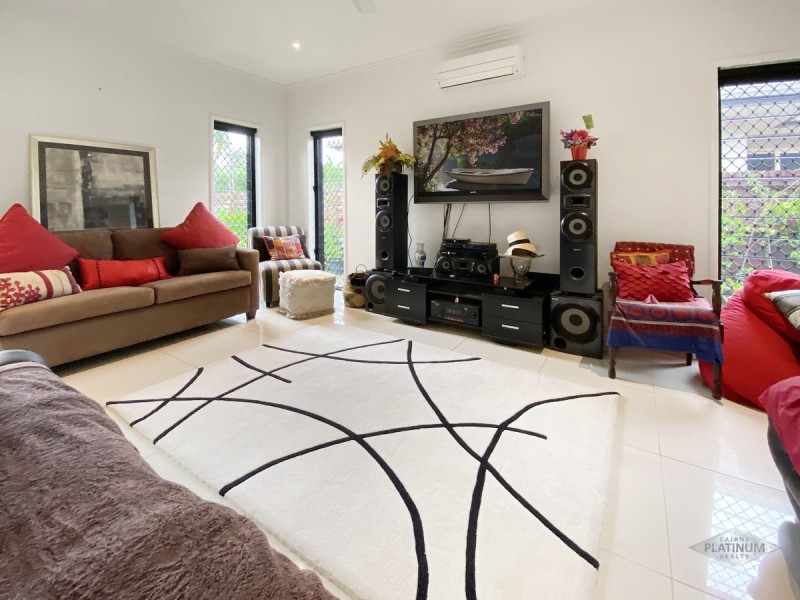 43 Iridescent Drive, Trinity Park QLD 4879