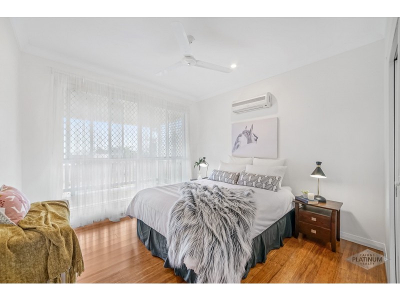 1 Rosemont Court, Mooroobool QLD 4870