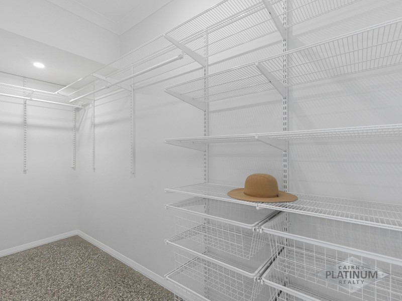 5 Master Circuit, Trinity Beach QLD 4879