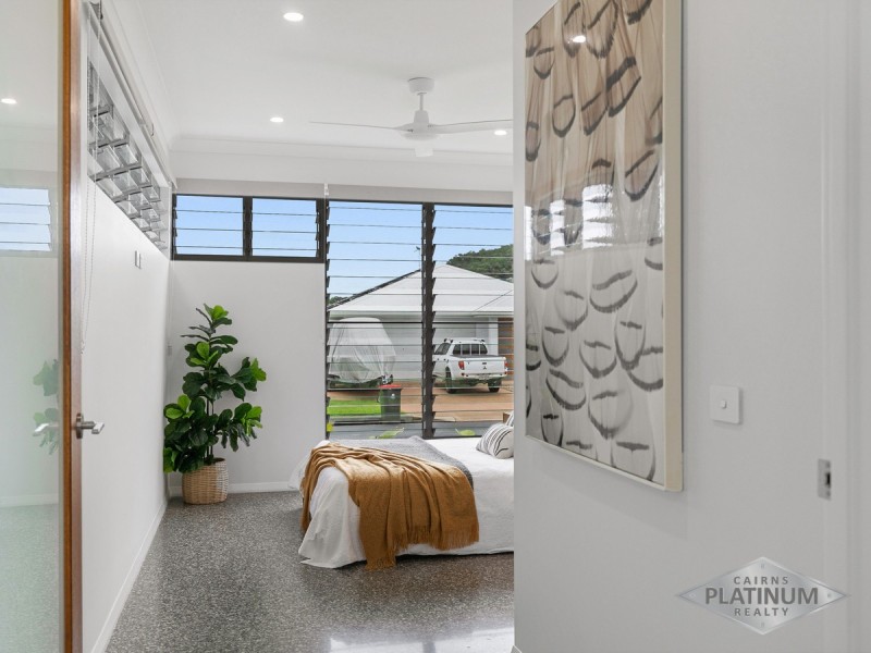 5 Master Circuit, Trinity Beach QLD 4879