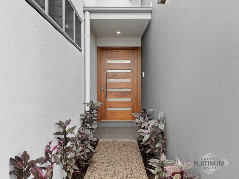 5 Master Circuit, Trinity Beach QLD 4879