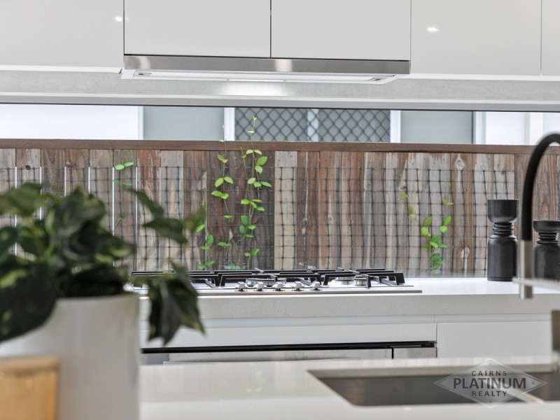 5 Master Circuit, Trinity Beach QLD 4879