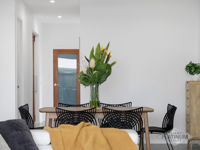 5 Master Circuit, Trinity Beach QLD 4879