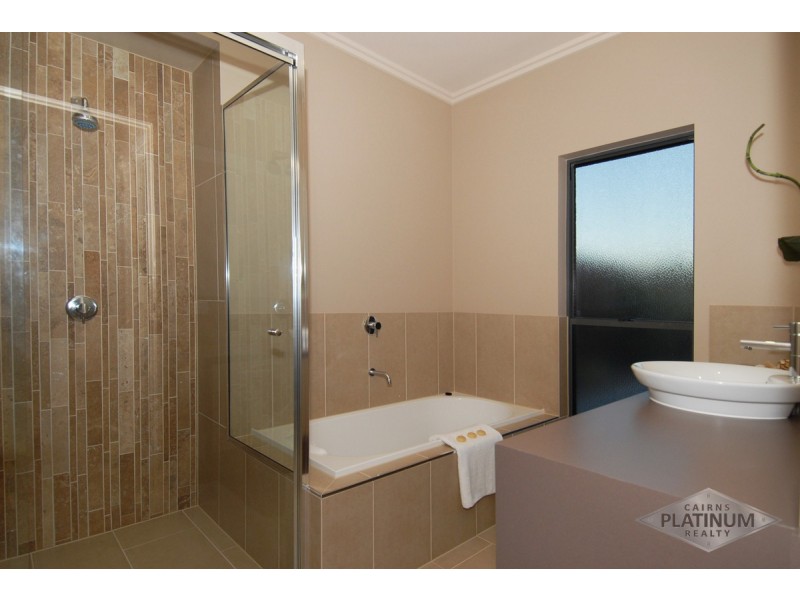 20 Port Close, Trinity Beach QLD 4879