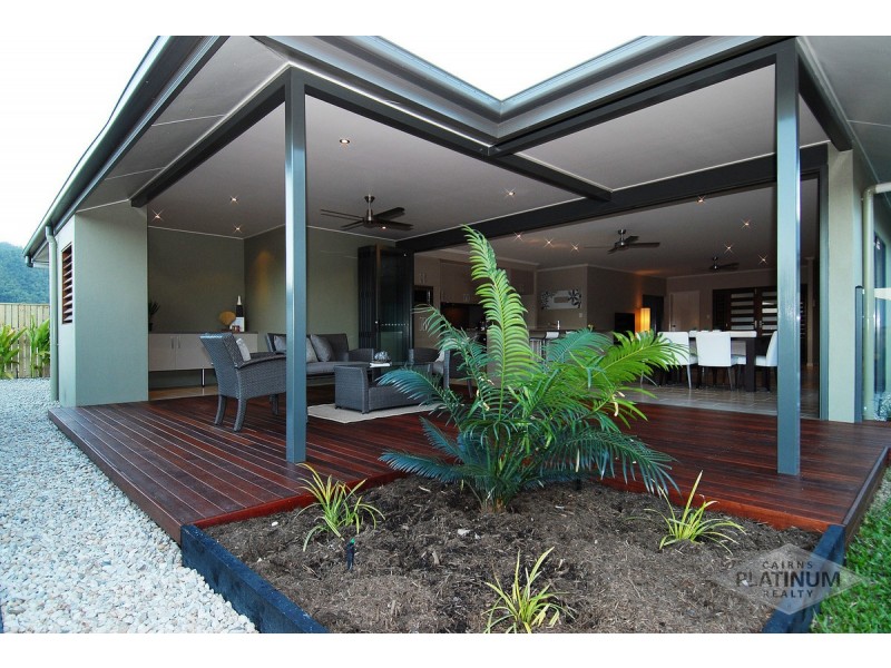 20 Port Close, Trinity Beach QLD 4879