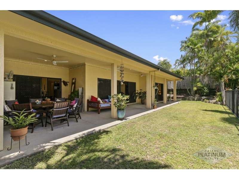 5 Barrier Close, Clifton Beach QLD 4879