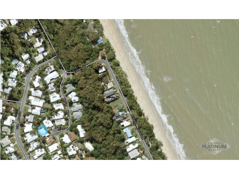 5 Barrier Close, Clifton Beach QLD 4879