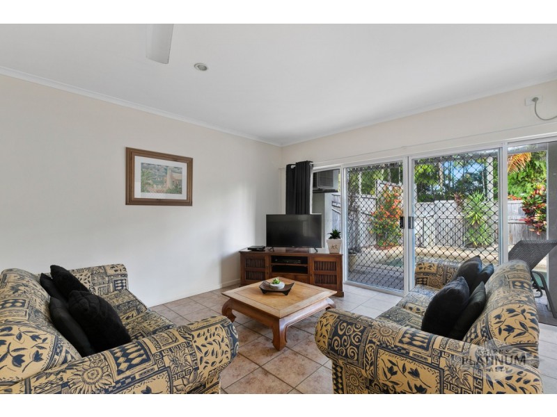 13/24 Warren Street, Palm Cove QLD 4879