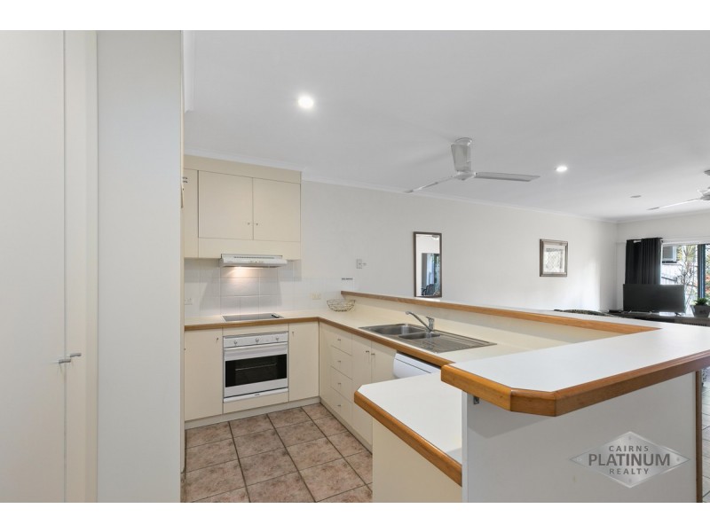 13/24 Warren Street, Palm Cove QLD 4879