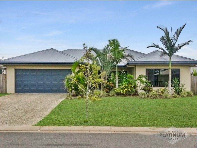 13 Totley Chase, Trinity Park QLD 4879