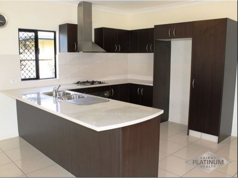 13 Totley Chase, Trinity Park QLD 4879