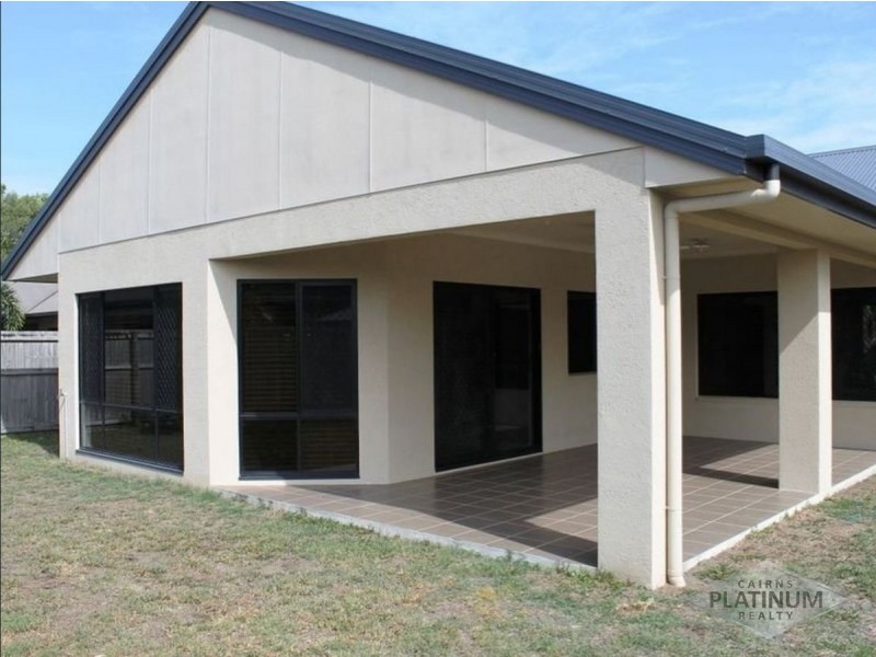 13 Totley Chase, Trinity Park QLD 4879