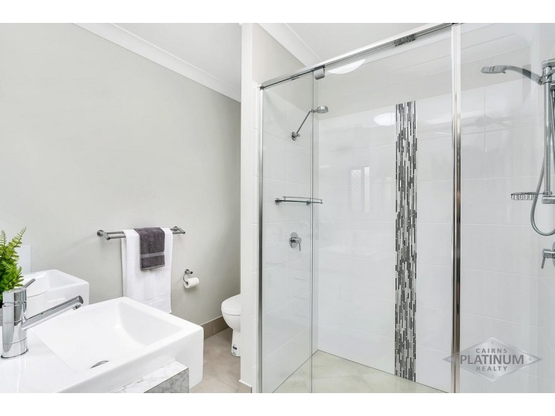 8 Bosun Place, Trinity Beach QLD 4879