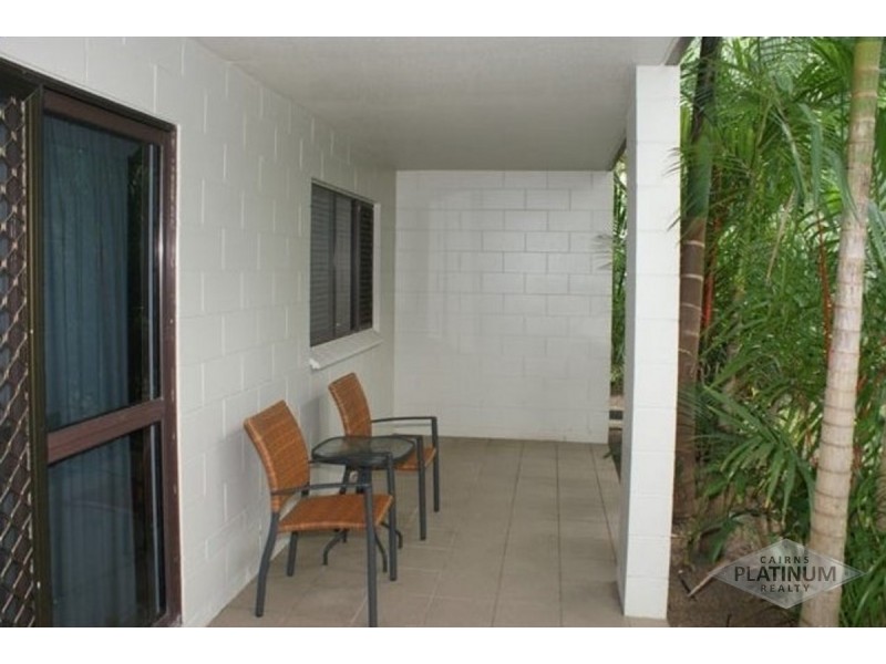 2/63-65 Moore Street, Trinity Beach QLD 4879