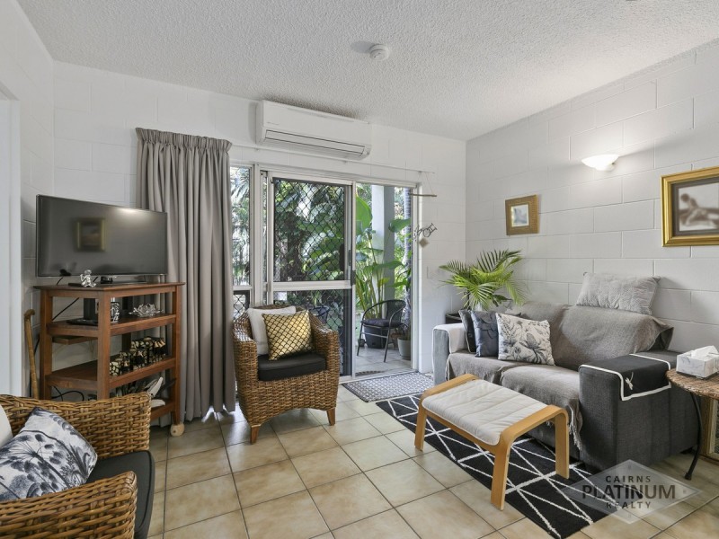 2/71-73 Moore Street, Trinity Beach QLD 4879