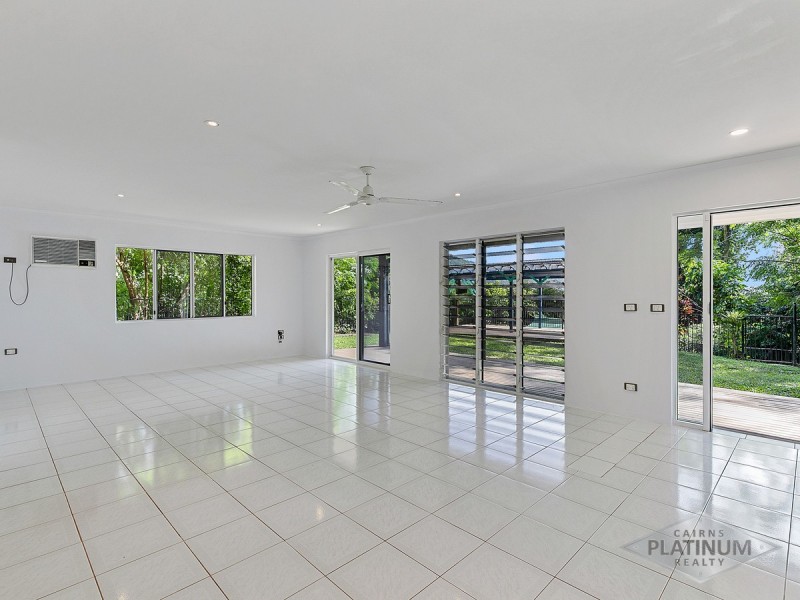 4 Marcia Close, Smithfield QLD 4878