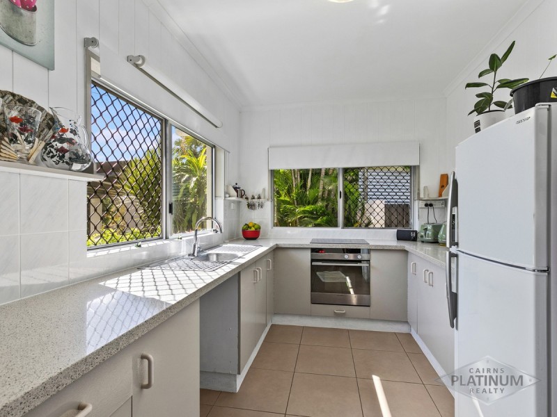 11 Summertime Close, Trinity Park QLD 4879