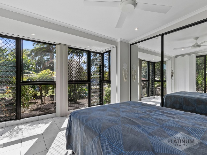 11 Summertime Close, Trinity Park QLD 4879