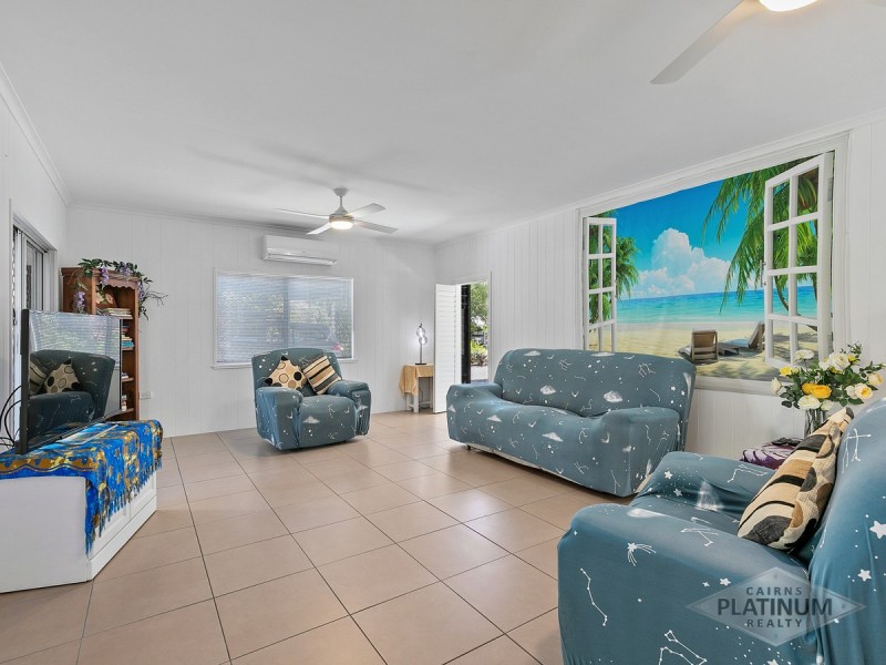 11 Summertime Close, Trinity Park QLD 4879