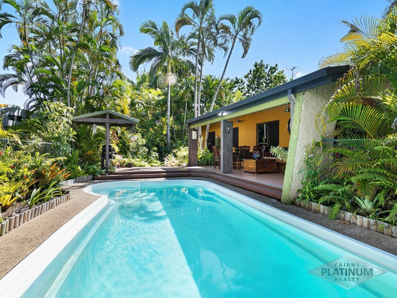 8 Summertime Close, Trinity Park QLD 4879