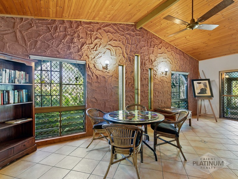 8 Summertime Close, Trinity Park QLD 4879