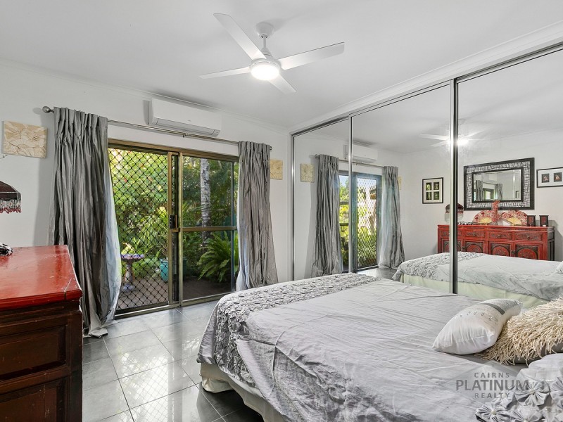 8 Summertime Close, Trinity Park QLD 4879
