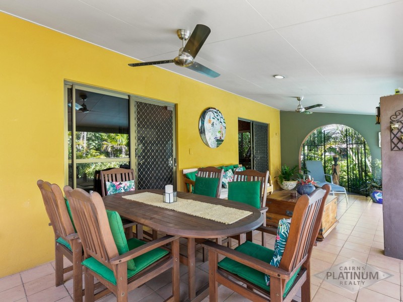 8 Summertime Close, Trinity Park QLD 4879