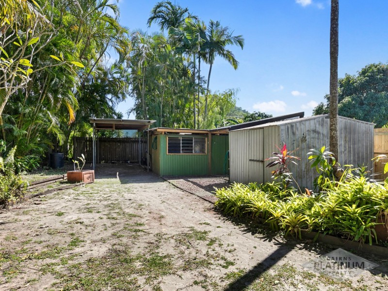 8 Summertime Close, Trinity Park QLD 4879