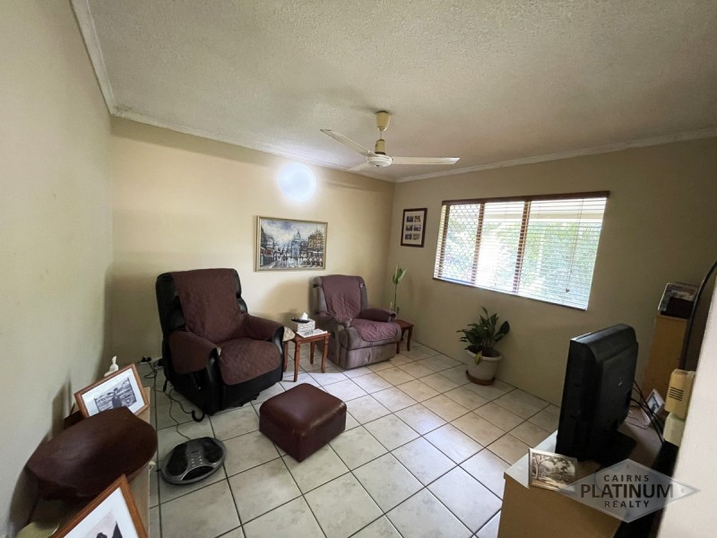1/63-65 Moore Street, Trinity Beach QLD 4879