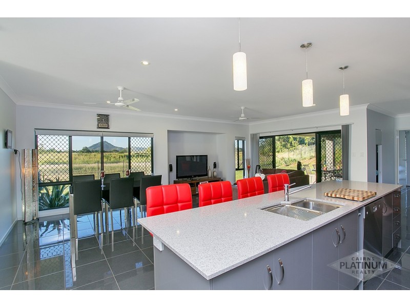 49 Landsborough Drive, Smithfield QLD 4878