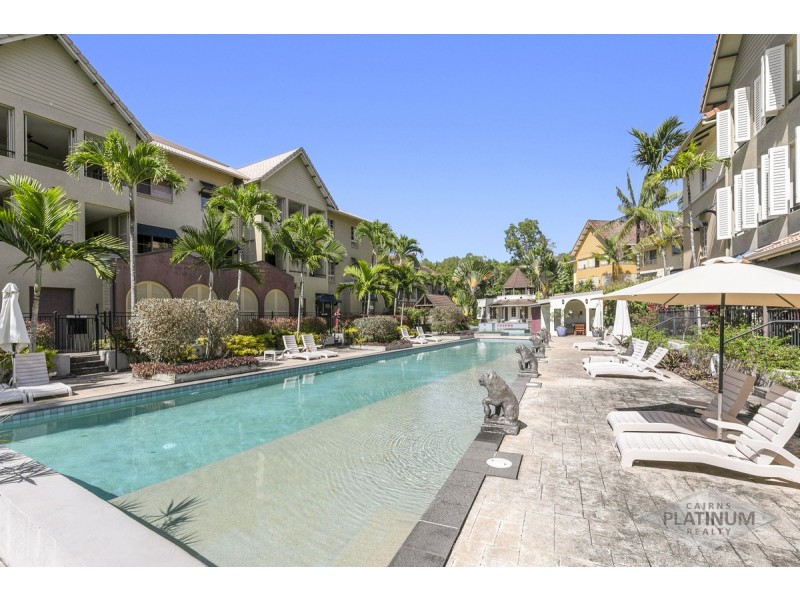 916/2-10 Greenslopes Street, Cairns North QLD 4870