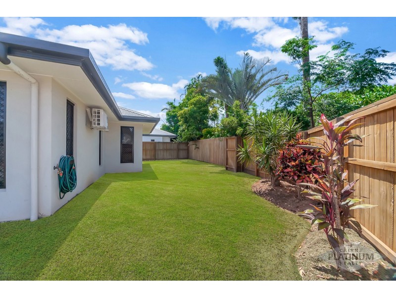 2 Midship Street, Trinity Beach QLD 4879