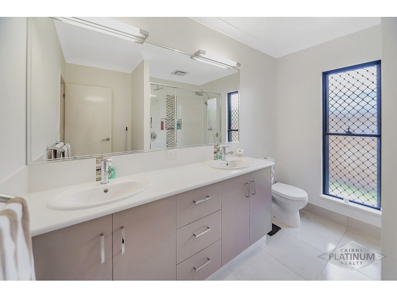 2 Midship Street, Trinity Beach QLD 4879