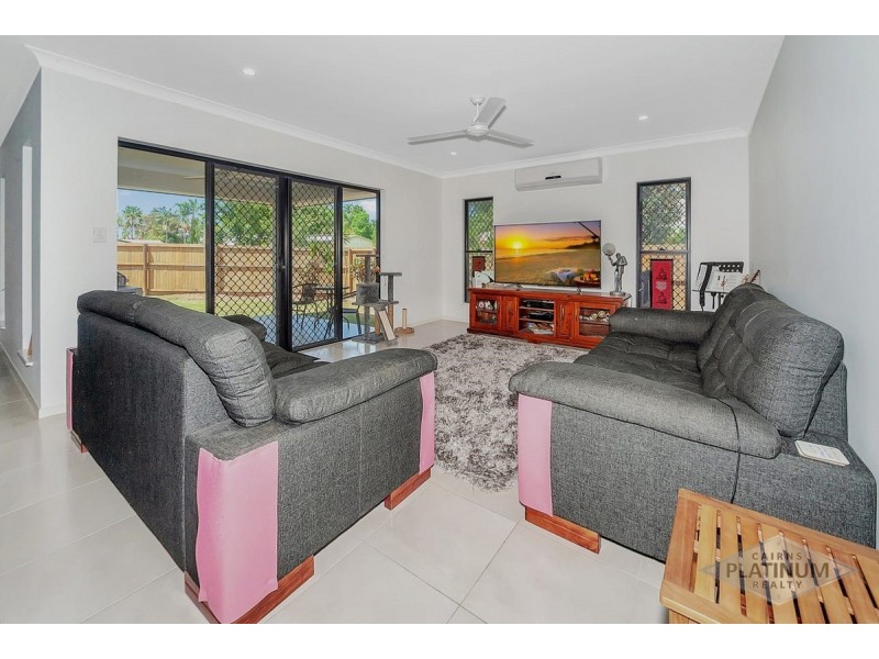 2 Midship Street, Trinity Beach QLD 4879
