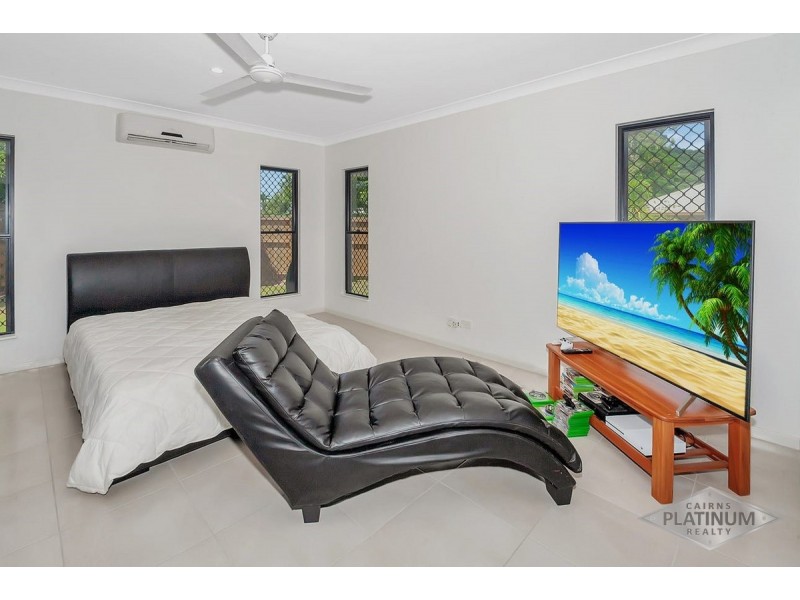 2 Midship Street, Trinity Beach QLD 4879