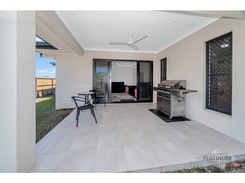 2 Midship Street, Trinity Beach QLD 4879