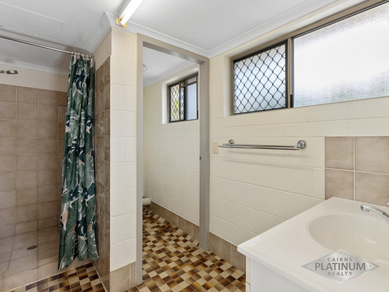 11/81-87 Guide Street, Clifton Beach QLD 4879