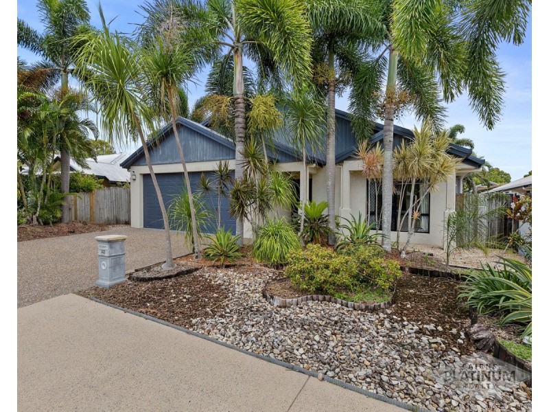 22 Moojeeba Way, Trinity Park QLD 4879