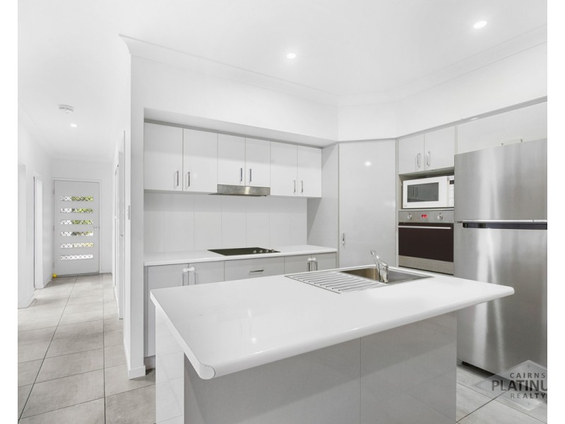 39 Starboard Street, Trinity Beach QLD 4879