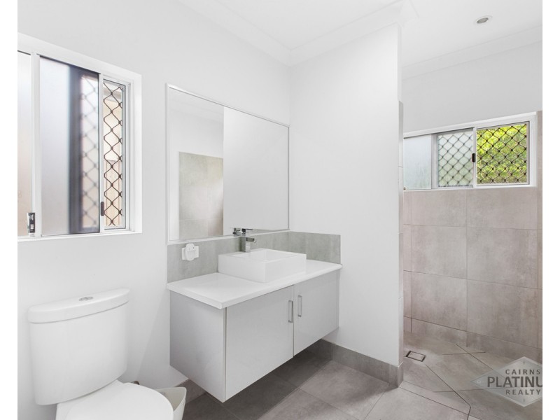 39 Starboard Street, Trinity Beach QLD 4879