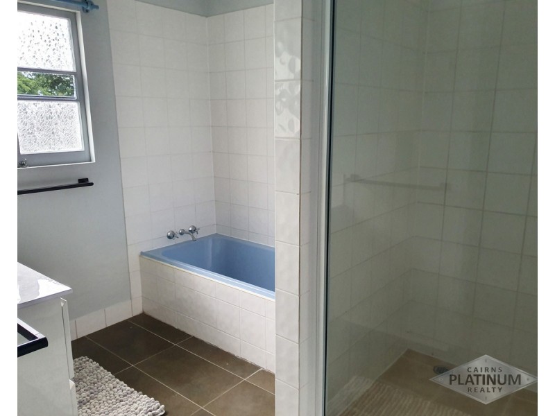 235 Lyons Street, Westcourt QLD 4870