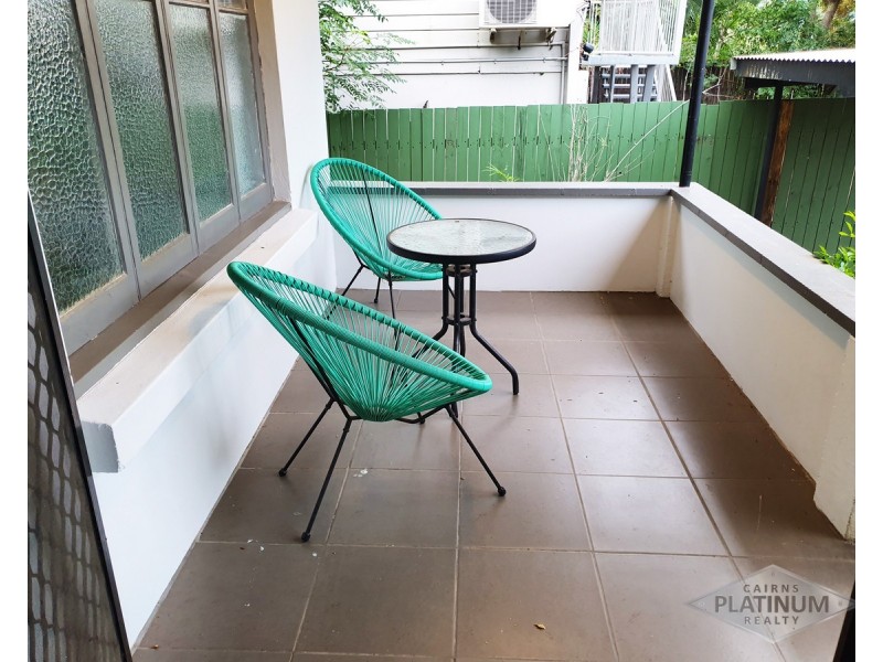 235 Lyons Street, Westcourt QLD 4870