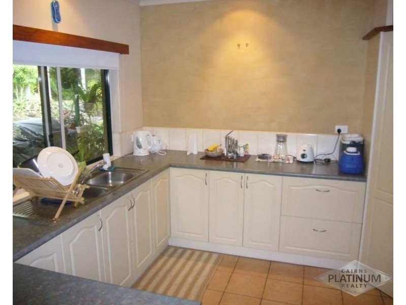 31 Cabarita Street, Kewarra Beach QLD 4879