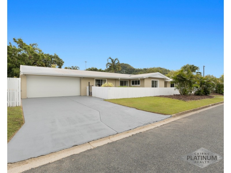 1 Hood Street, Trinity Park QLD 4879