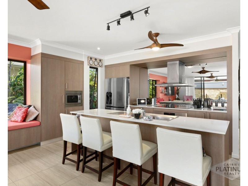 8 Castleton Entrance, Smithfield QLD 4878