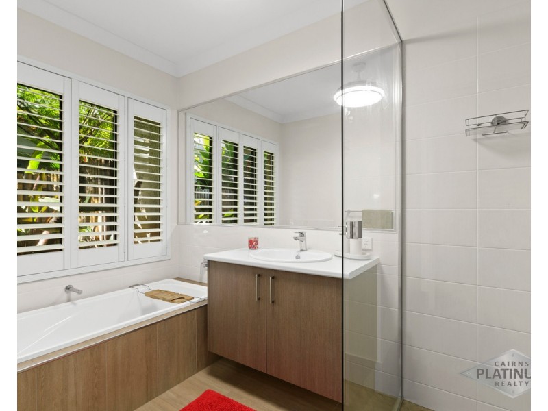 8 Castleton Entrance, Smithfield QLD 4878